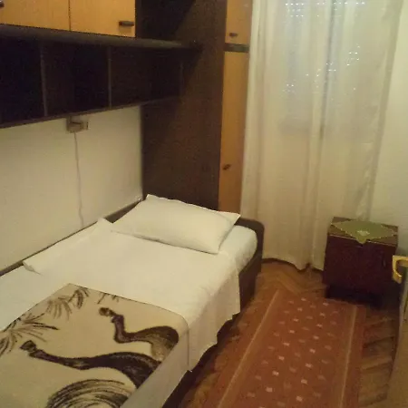 아파트 With Parking Space Lopar, Rab - 17436 로파르